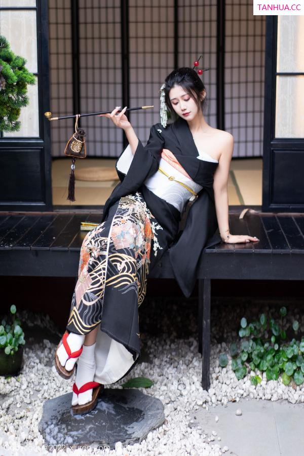 laura阿姣  [XiuRen]高清写真图 2022.11.30 No.5932 laura阿姣 和服美腿第21张图片